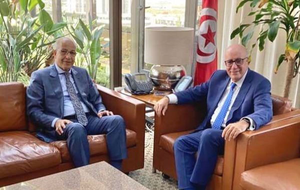 TUNIS1 40d58731