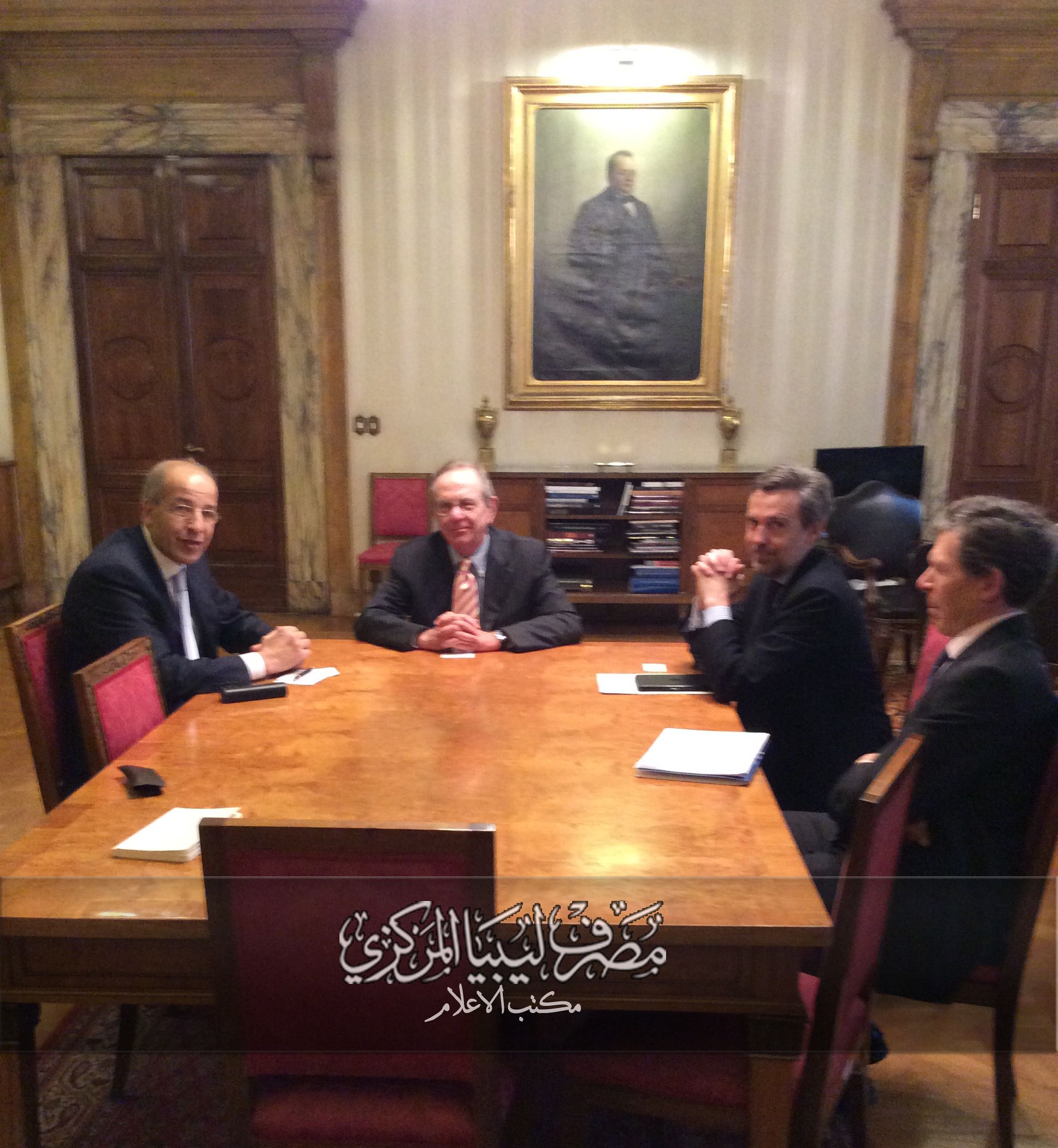 governor with minister arabic 2 f4d77c5c